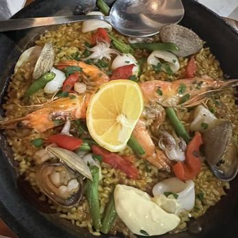 El Cielo - Seafood Paella - Tapas Bars Near Me - Honolulu, Hawaii