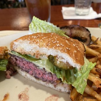 Chez Fonfon - Fonfon burger - French Near Me - Birmingham, Alabama