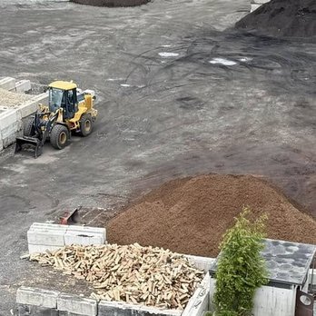 Mass Mulch - Landscape Supply Yard - Home & Garden Near Me - Tewksbury, Massachusetts