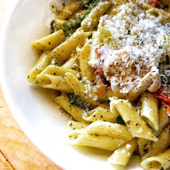 Scaddabush - Sautéed chicken, baby spinach, semi sun dried tomatoes, basil pesto cream sauce - Italian Near Me - Richmond Hill, Ontario Scaddabush - Sautéed chicken, baby spinach, semi sun dried tomatoes, basil pesto cream sauce - Italian Near Me - Richmond Hill, Ontario