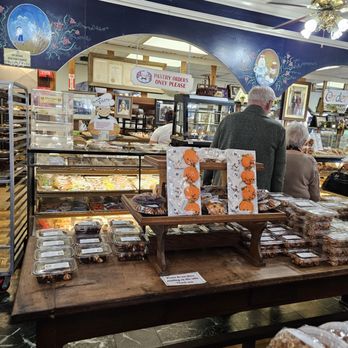 Erick Schat's Bakkery - Bakeries Near Me - Bishop, California Erick Schat's Bakkery - Bakeries Near Me - Bishop, California