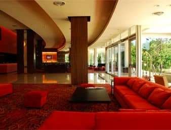 Howard Johnson by Wyndham Plaza Hotel Mayorazgo by null