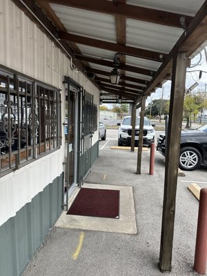 Pizzitola’s Heritage BBQ by null