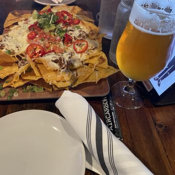Finney's Crafthouse - Redlands - Carnitas Nachos & Hangar 24 Iconic IPA - New American Near Me - Redlands, California Finney's Crafthouse - Redlands - Carnitas Nachos & Hangar 24 Iconic IPA - New American Near Me - Redlands, California