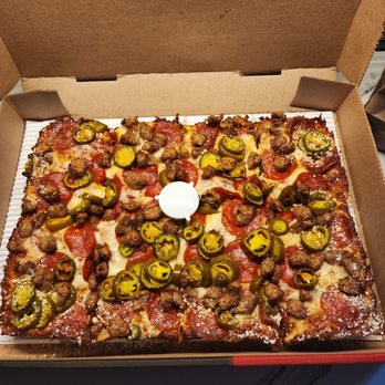 Jet's Pizza - Pizza Near Me - Williamsville, New York Jet's Pizza - Pizza Near Me - Williamsville, New York