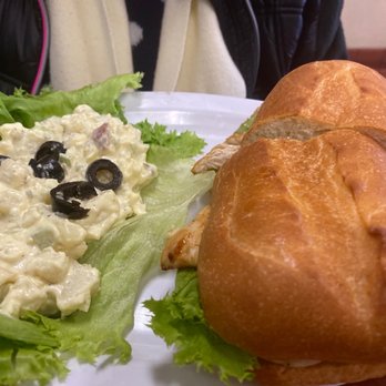 Touchdown Pizza & Deli - Burgers Near Me - Patterson, California