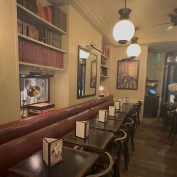 Cafe Beaugrenelle - Bars Near Me - Paris, 75 Cafe Beaugrenelle - Bars Near Me - Paris, 75