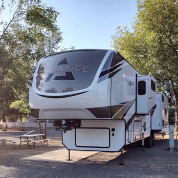 Meadowbrook Senior Rv Park - Our 2022 Alliance paradigm 370 fb. Love it. - RV Parks Near Me - Perris, California