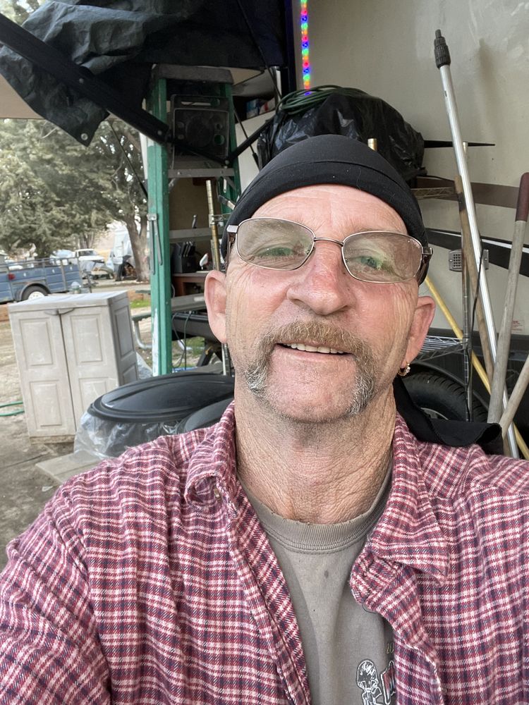 Slide of K&S handyman service