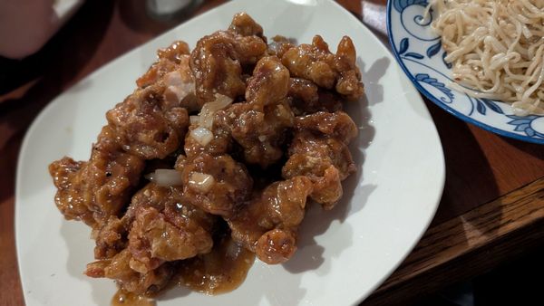 Wok-Inn Noodle by null