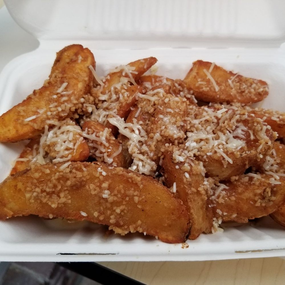 Iron Horse Deli - Garlic Wedges - Burgers Near Me - Manteca, California Iron Horse Deli - Garlic Wedges - Burgers Near Me - Manteca, California
