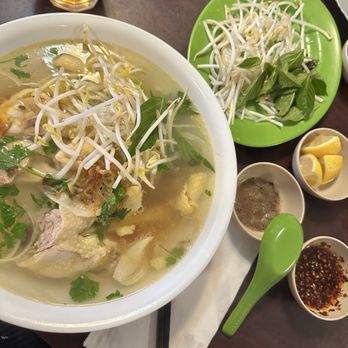 Pho Duy - Pho Ga - Vietnamese Near Me - Vancouver, British Columbia