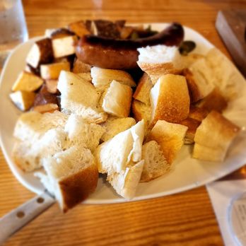 Cheese Bar - Fondue - Cheese Shops Near Me - Des Moines, Iowa