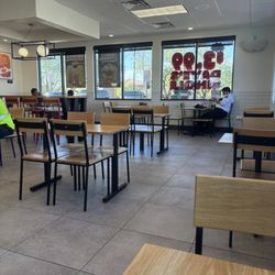 Wendy's - Inside