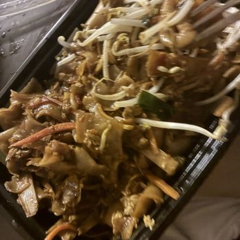 Thai Ocha - N4. Drunken Noodle - Thai Near Me - Plymouth, Michigan Thai Ocha - N4. Drunken Noodle - Thai Near Me - Plymouth, Michigan