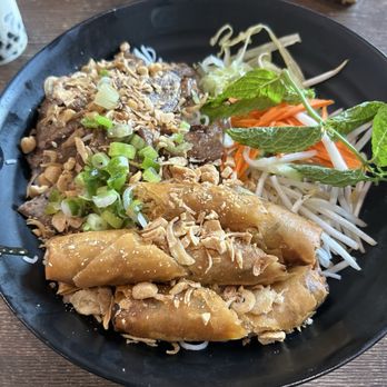 Love Pho Cafe - Vermicelli noodles with beef and egg rolls - Vietnamese Near Me - Oxnard, California Love Pho Cafe - Vermicelli noodles with beef and egg rolls - Vietnamese Near Me - Oxnard, California