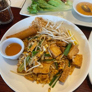 Pad Thai Cafe - Pad Thai lunch special - Thai Near Me - Glendale, Arizona Pad Thai Cafe - Pad Thai lunch special - Thai Near Me - Glendale, Arizona