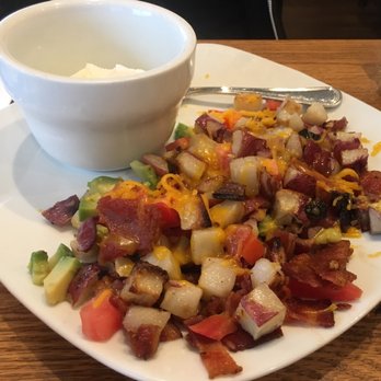 Apple Walnut Café - A very less green avocado hash than expected/wanted. - Breakfast & Brunch Near Me - Broomall, Pennsylvania