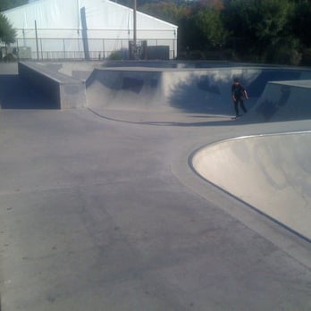 Burgess Skate Park - Skate Parks Near Me - Menlo Park, California
