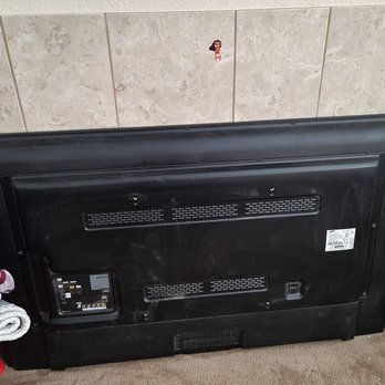 Best Bet Hauling - 65inch tv - Junk Removal & Hauling Near Me Best Bet Hauling - 65inch tv - Junk Removal & Hauling Near Me