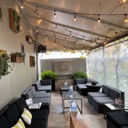 Meadowcroft Wines - Patio seating
