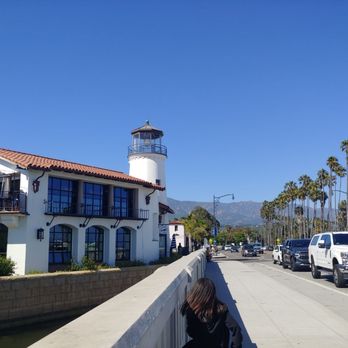 Bluewater Grill - View walking up to restaurant - Seafood Near Me - Santa Barbara, California Bluewater Grill - View walking up to restaurant - Seafood Near Me - Santa Barbara, California