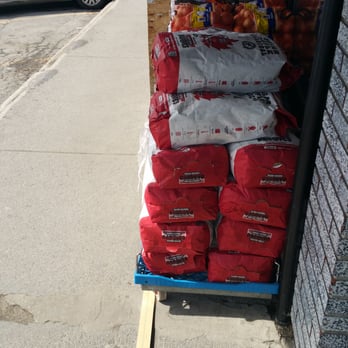Marche Bamyan Inc - Spéciaux à l'extérieur - Grocery Near Me - Laval, Quebec Marche Bamyan Inc - Spéciaux à l'extérieur - Grocery Near Me - Laval, Quebec