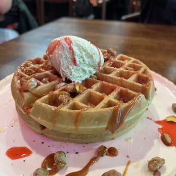 Madres Brunch - Pistachio waffles - Breakfast & Brunch Near Me - Whittier, California