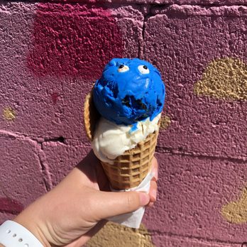 Novel Ice Cream - Cookie Monster and lavender - Desserts Near Me - Phoenix, Arizona Novel Ice Cream - Cookie Monster and lavender - Desserts Near Me - Phoenix, Arizona