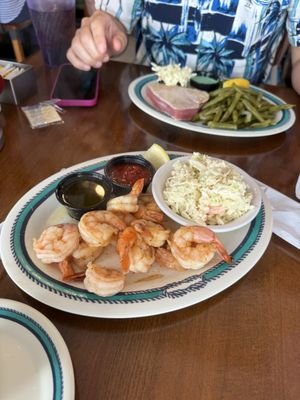 Fish Tales Market and Eatery by null