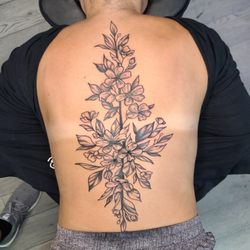 Sick Skins Skin Art Studio - Spine tattoo