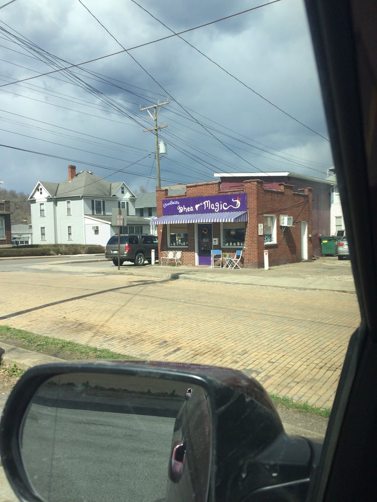 ELIZABETH’S SHEAR MAGIC Updated October 2024 240 Park Blvd, Clarksburg, West Virginia Hair