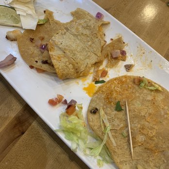 Taco Maya - Hate when they do double tortillas BUT they load them heavy so kinda need the support - Desserts Near Me - Chicago, Illinois