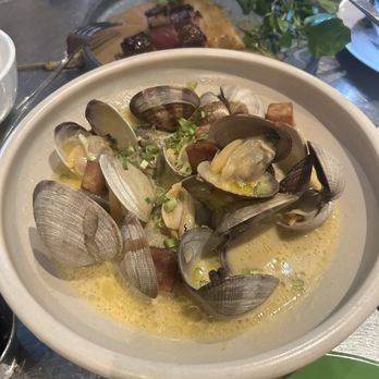 Lunch Lady - Vietnamese Near Me - Vancouver, British Columbia
