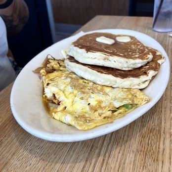 Original Hotcake House - Daughter's Veggie Omelette Load - Diners Near Me - Portland, Oregon