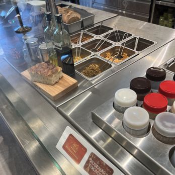 sweetgreen - Healthy Salads, Wraps, and Bowls - Salad Near Me - Washington, DC, District of Columbia