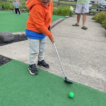 Broadway Driving Range - Mini Golf Near Me - Depew, New York