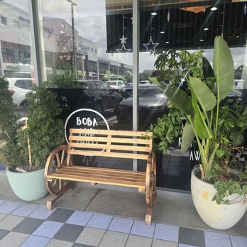 TEA-05 - Outside - Vietnamese Near Me - Miami, Florida