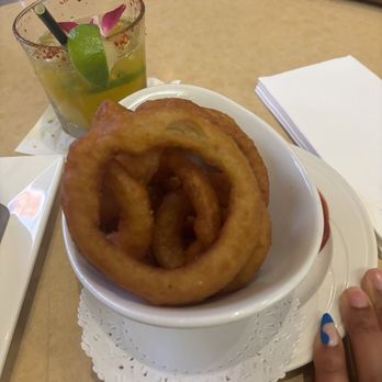 LBLE Lounge - Onion rings - New American Near Me - Honolulu, Hawaii