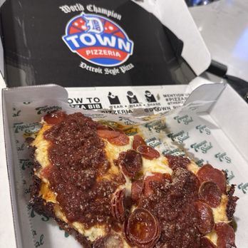 DTown Pizzeria - D town - Pizza Near Me - Canoga Park, California