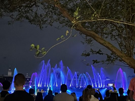 Epcot by null