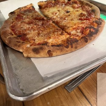 Old County Inn - Simple pizza - Pizza Near Me - Pine, Arizona Old County Inn - Simple pizza - Pizza Near Me - Pine, Arizona