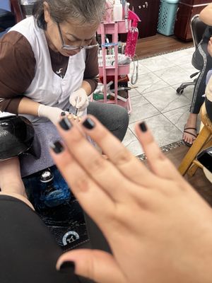 Queen Nails