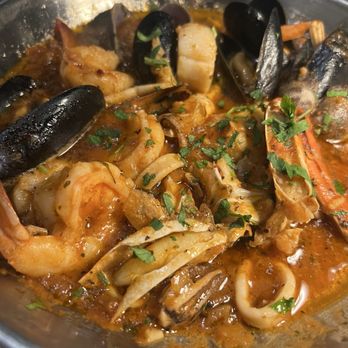 Skates On The Bay - Seafood Near Me - Berkeley, California Skates On The Bay - Seafood Near Me - Berkeley, California