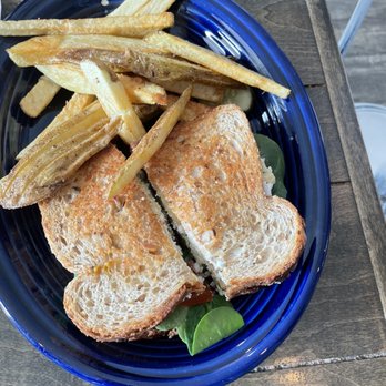 kitch-en - Veggie sandwich and fries - Cafes Near Me - East Stroudsburg, Pennsylvania kitch-en - Veggie sandwich and fries - Cafes Near Me - East Stroudsburg, Pennsylvania