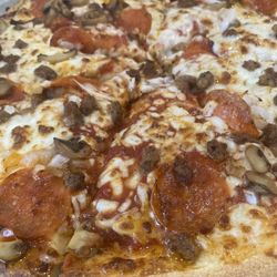 Ken's Pizza