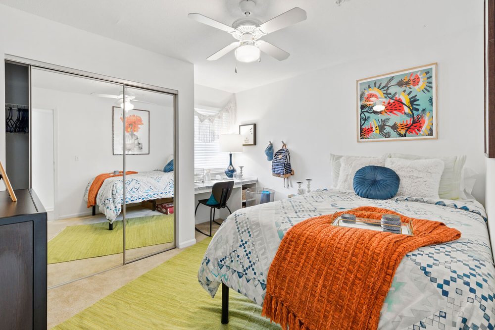 THE ARMSTRONG APARTMENTS 20 Photos & 10 Reviews 4600 Burbank Dr