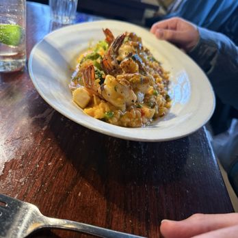 Vesuvio - Pizza Near Me - Carmel-by-the-Sea, California