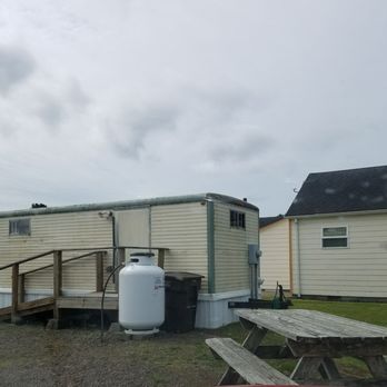 Antonette's Kitchen - Only one picnic table available. - Sandwiches Near Me - Tillamook, Oregon Antonette's Kitchen - Only one picnic table available. - Sandwiches Near Me - Tillamook, Oregon