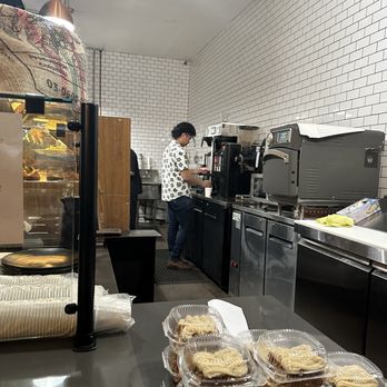 Lift Coffee Roasters - Coffee & Tea Near Me - Riverside, California